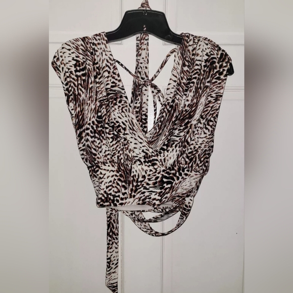 Express Smooth Matte Jersey Draped Front Tie Split Open Back Top Animal Print XS - Picture 2 of 6